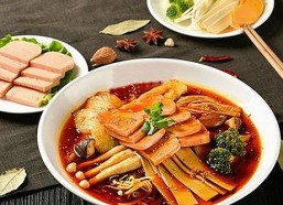 李丽珍新动态引热议：片场态度大变，网友炸锅啦！